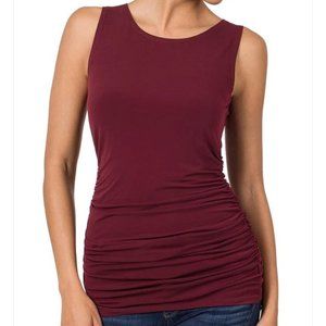 sleeveless Stretchy fitted top with side rouching